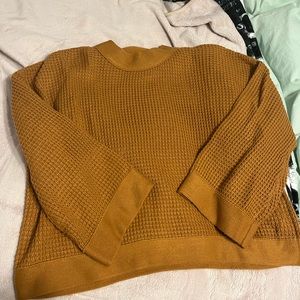 Bell sleeves cable knit sweater